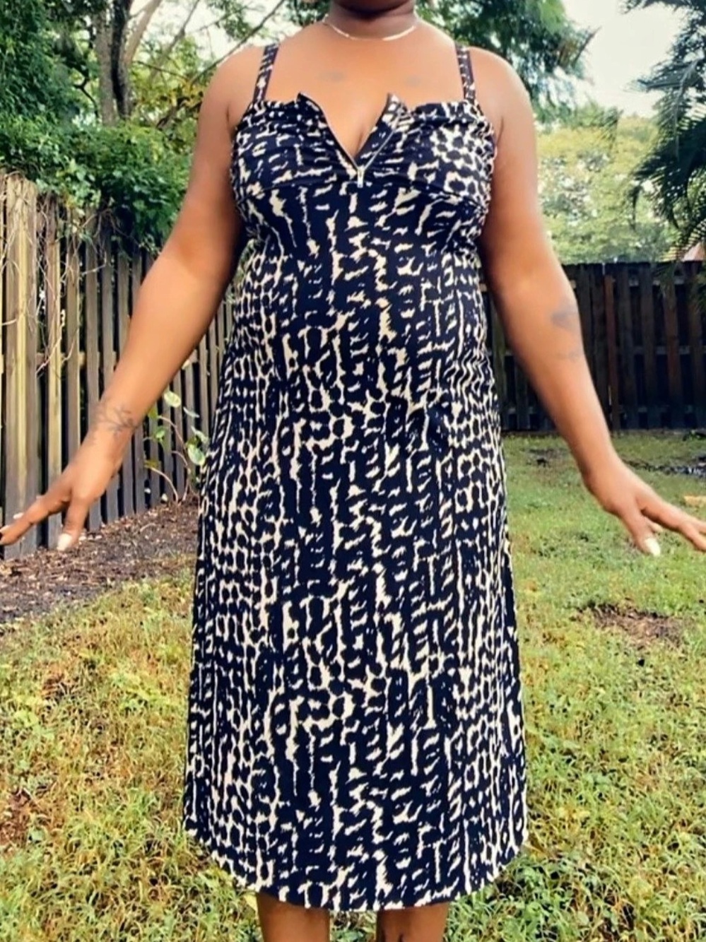 Women's Abstract Midi Dress in Blue & White Like New